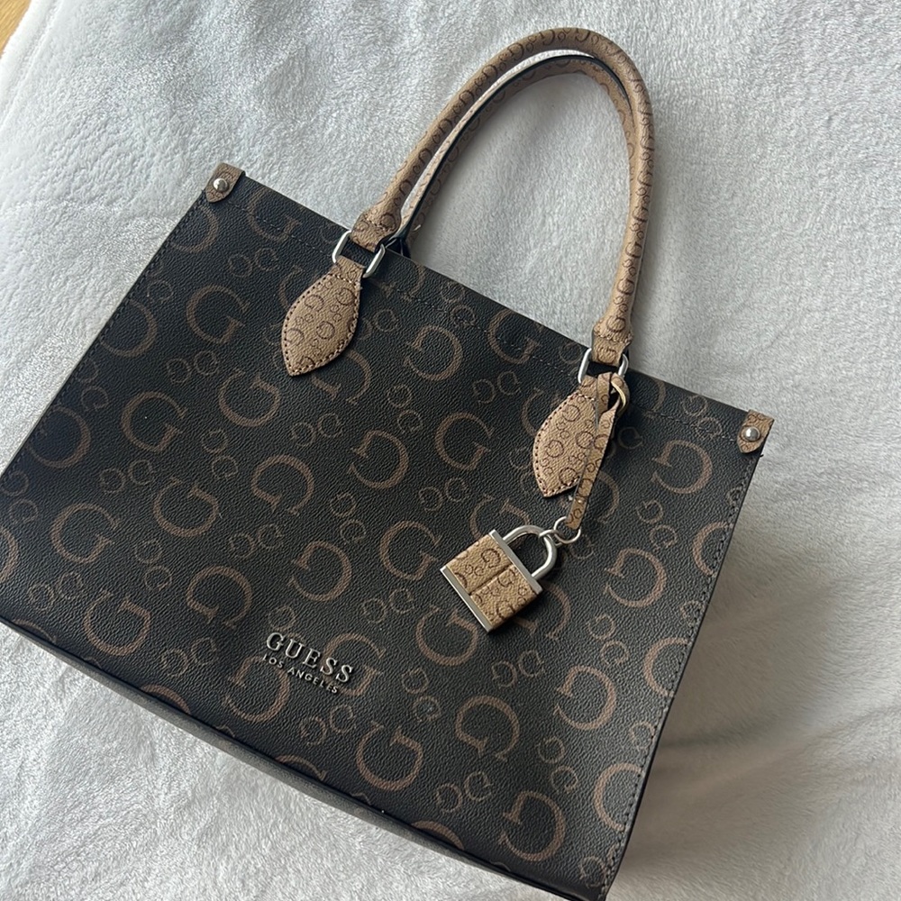 Guess tote bag